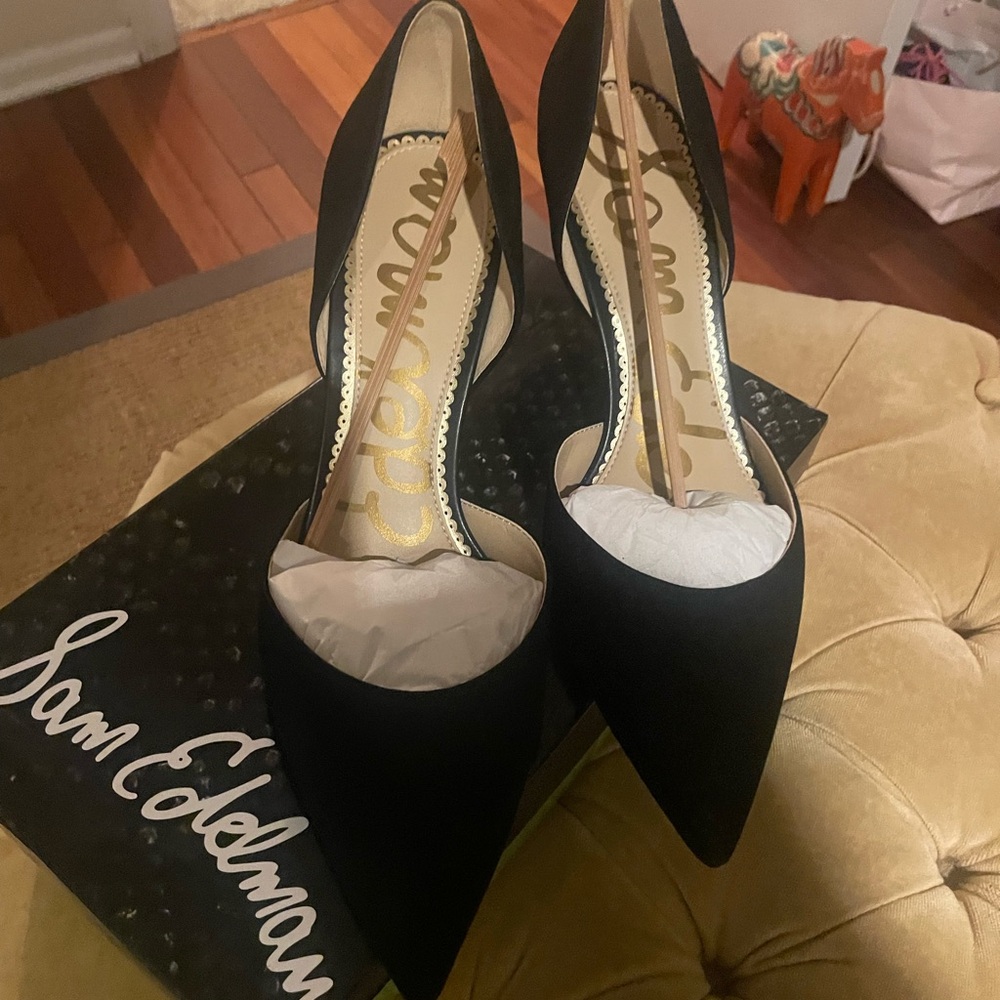 Sam Edelman Black Suede Pointed Toe Heels